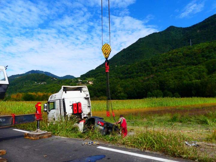 Remorquage et de récupération routière Le Touvet